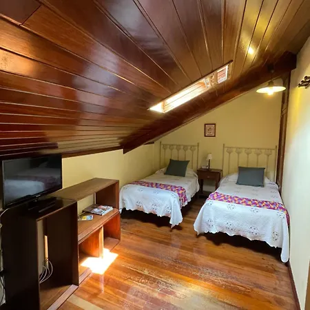 Nucleo De La Corte Gasthuis 3*