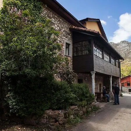 Nucleo De La Corte * Villar de Vildas