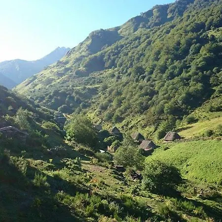 Pensión Rural La Corte 3*