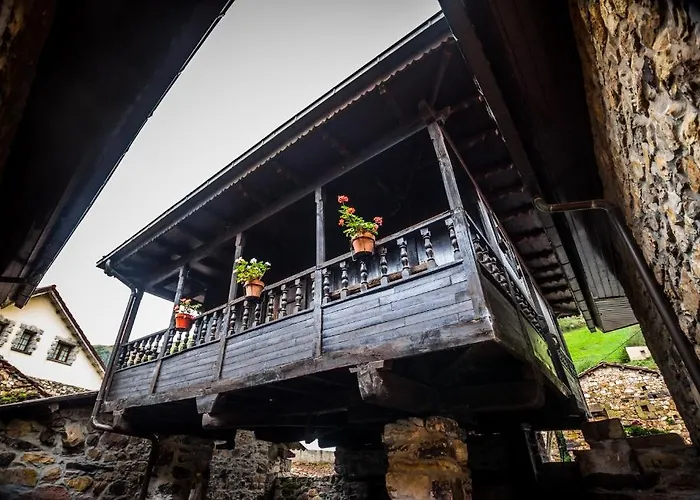 Nucleo De La Corte 3* Villar de Vildas