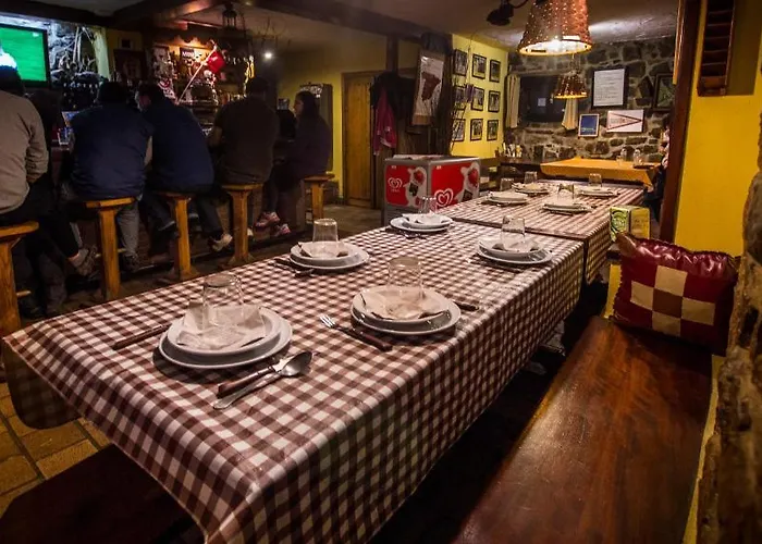 Nucleo De La Corte 3*