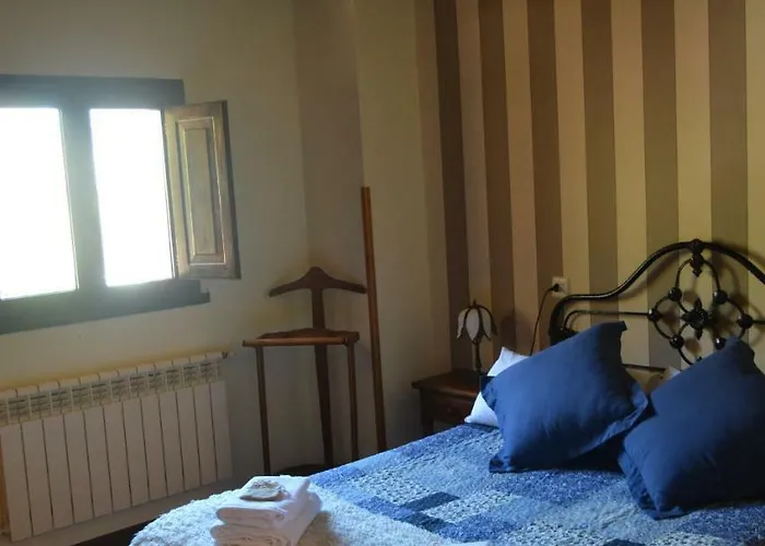 Nucleo De La Corte 3*